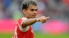 ¿Juega Luís Díaz? las alineaciones para el partido de Augsburgo vs Bayern Múnich