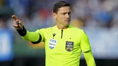 ¿Quién es el árbitro encargado de dirigir el partido de Once Caldas vs Huracán?