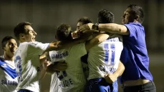 ¿Cuándo fue la última vez que Vélez ganó en Brasil? Historial completo frente a equipos brasileros