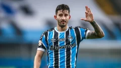 ¿Juega Villasanti? Mano Menezes en alerta por posible baja clave ante Fluminense