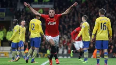 Los jugadores que han vestido la camiseta del Manchester United y Arsenal: Repaso por la historia del clásico de la Premier League