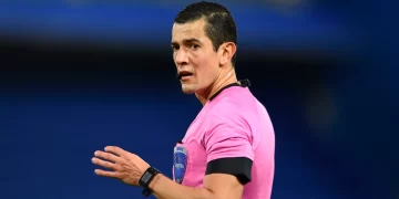 Quem é Andrés Rojas, o árbitro colombiano escalado para Flamengo x Estudiantes pela Libertadores