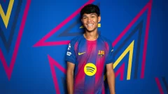 Pensando en el PSG: ¿Se mete Dro Fernández en el 11 titular del Barcelona?