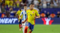 ¿Quién reemplaza a Kevin Castaño HOY frente a Bolivia? La carta de Néstor Lorenzo para el control en el mediocampo