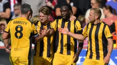 Devante Cole, el goleador que amenaza al Arsenal en la Carabao Cup 2025 con su letal arranque goleador