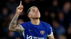 ¿Juega Enzo Fernández? Alineaciones confirmadas de Chelsea y Brighton