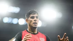 ¿Por qué Piero Hincapié no juega drente al Newcastle y cuándo volverá a las canchas?