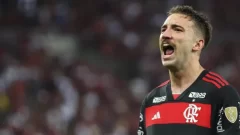 Léo Ortiz jogará contra o Racing? O jogador está em treinamento e pode reforçar o Flamengo contra o Racing pela Libertadores.