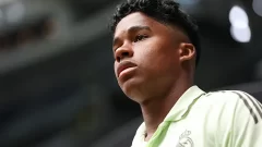 El PSG se lanza por Endrick: el Real Madrid evalúa ceder al joven brasileño ante su falta de minutos