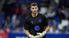 ¿Por qué no juega Joan García? Todos los suspendidos y lesionados del Barcelona para enfrentar al Girona