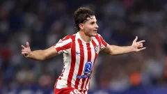 Un canterano del Barcelona sorprende y pide el fichaje de Julián Álvarez como heredero de Lewandowski