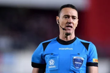El arbitraje de Roldán preocupa por posibles expulsiones ante Palmeiras