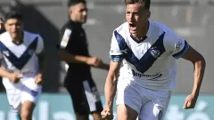 Riestra y Vélez chocan por la cima: una batalla decisiva en Villa Soldati