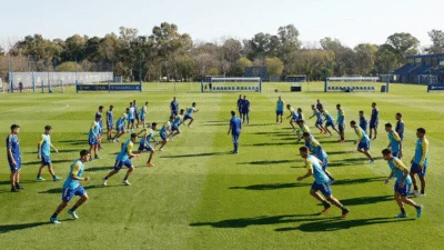 Úbeda ratificó el once de Boca y sostuvo la base para el amistoso ante Olimpia