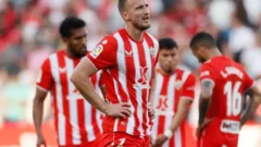 Ely vuelve al Almería: Datos y todo lo que necesitas saber sobre el fichaje del ex Gremio