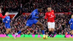 Everton vs Manchester United: choque europeo en Liverpool con racha en juego y mercado en ebullición