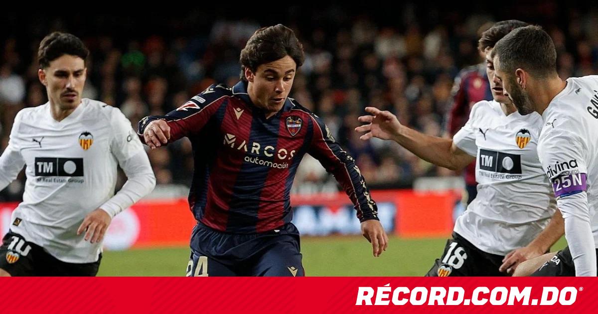 Dónde ver Villarreal vs Valencia: El derbi de la Comunitat en LaLiga EA ...