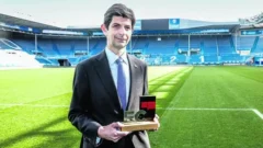 Presidente de Alavés niega contactos oficiales entre River Plate y Eduardo Coudet