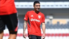 Kendry Páez habilitado ¿Debuta ante Tigre?