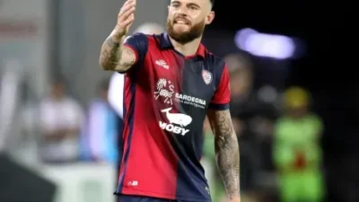 Nahitan Nández confirmó contactos con Juan Román Riquelme para un posible regreso a Boca Juniors