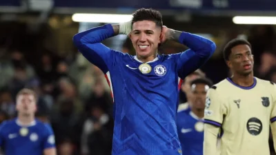 Sanción histórica al Chelsea: multa millonaria y restricciones que sacuden al equipo de Enzo Fernández