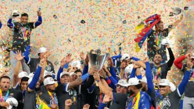 Venezuela toca la gloria y conquista su primer Clásico Mundial tras vencer a EE.UU.