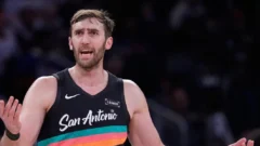 Polémica en la NBA: un jugador criticó a un equipo por promocionar un strip club y abrió un fuerte debate