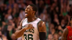 Marcus Smart jugó durante años con fragmentos de vidrio en la mano sin operarse