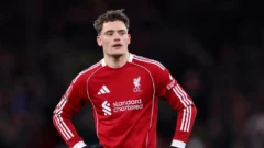 ¿Por qué no juega Florian Wirtz frente a Wolves?