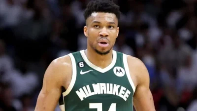 Duelo con filo de playoffs: Bucks y Heat chocan en Miami