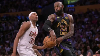Compañeros de LeBron aseguran que “El Rey” tiene las maletas listas para volver a Cleveland