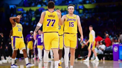¡A un paso de la escoba! Los Lakers buscan barrer a los Rockets con dudas en la enfermería