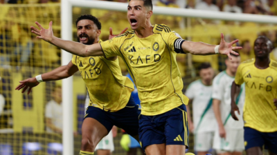 ¡Con el Bicho no! Cristiano Ronaldo humilla a rival que intentó “frontear” con una medalla