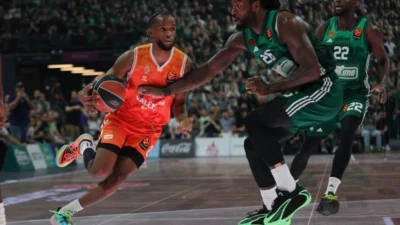 Jean Montero, cerca del Olympiacos: el dominicano ‘Rising Star’ de la Euroliga podría dejar el Valencia Basket por el líder de la competición Jean Montero, cerca del Olympiacos: el dominicano ‘Rising Star’ de la Euroliga podría dejar el Valencia Basket por el líder de la competición