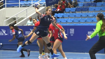 ¡Arrancaron con fuerza! Dominicana y Puerto Rico dominan el balonmano del Caribe y vuelven hoy a la cancha