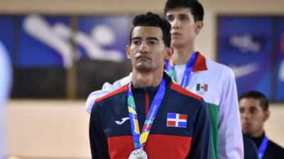 Edward Espinosa: el capitán que cambió el tatami por el banquillo para llevar al taekwondo dominicano a lo más alto