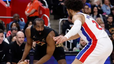 El número de James Harden que tiene a los fans de los Cavs con los nervios de punta