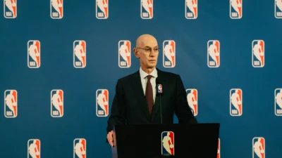 Los jugadores de la NBA tienen un mensaje para Adam Silver: y no es sobre el salario