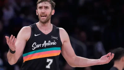 ¿El amuleto de la NBA? Luke Kornet se convierte en la fórmula secreta para llegar a las Finales