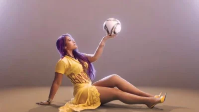 “Camisa 10”: Ronaldinho convoca a Fariana para su nuevo proyecto musical y futbolístico global