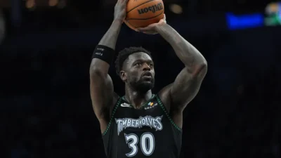 Julius Randle va a los Nets y Nic Claxton llega a los Bulls en un sismo financiero