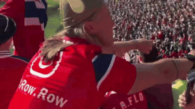 La increíble “remada vikinga” de los hinchas noruegos que tiene al Mundial 2026 hipnotizado La increíble “remada vikinga” de los hinchas noruegos que tiene al Mundial 2026 hipnotizado