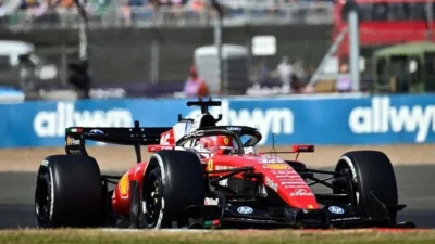 Leclerc frena mala racha en un GP de Gran Bretaña caótico