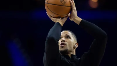 Josh Hart y Jose Alvarado: rivalidad interna en los Knicks