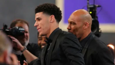 Lonzo Ball se arrepiente de no haber tomado antes el control de su carrera