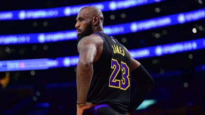 Llegada a Philadelphia afecta legado de LeBron como GOAT