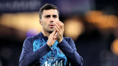 Rodri ya está en Mánchester mientras Barcelona acelera por su fichaje