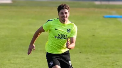 Julián Álvarez solo contempla al Barça: “O azulgrana o Atlético”